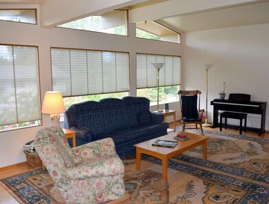 1010 Brookmere Dr, Edmonds, WA 98020 - photo 5