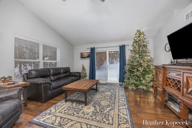 11347 Trent Dr SE, Lowell, MI 49331 - photo 7