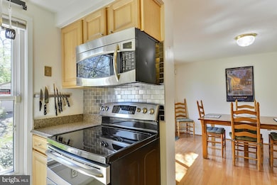 7511 Carroll Ave, Takoma Park, MD 20912 - photo 6