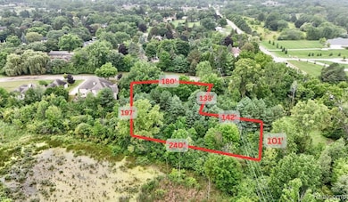 8285 Grovemont Ct unit 1, Grand Blanc, MI 48439 - photo 6