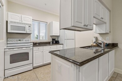 (5) 6-web-or-mls-2519 Boxwood Ln 2520-4