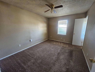 811 E 79th St, Lubbock, TX 79404 - photo 7
