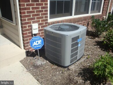 4064 Chetham Way unit 16170, Woodbridge, VA 22192 - photo 4