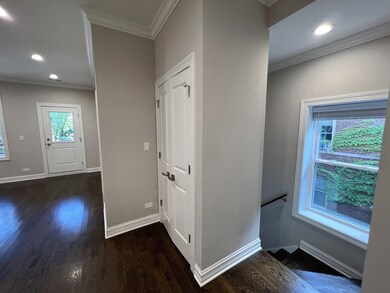 1744 W Winnemac Ave unit 2, Chicago, IL 60640 - photo 3