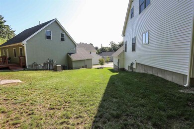 53 Hollow Ridge Dr, Nashua, NH 03062 - photo 3