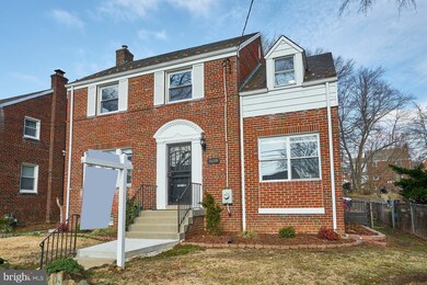 1618 Varnum Place NE, Washington, DC 20017 - photo 3