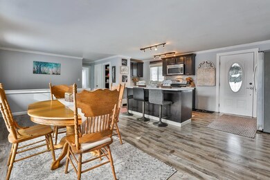 1096 Main St, New London, NH 03257 - photo 7