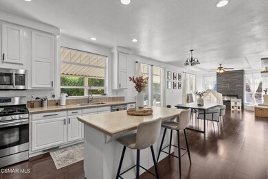 15455 Glenoaks Blvd unit 146, Sylmar, CA 91342 - photo 2