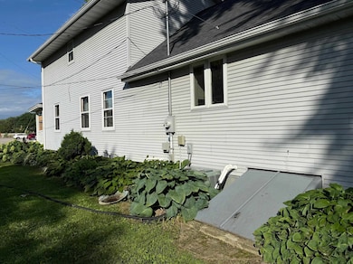 1250 Cass St, Green Bay, WI 54301 - photo 7