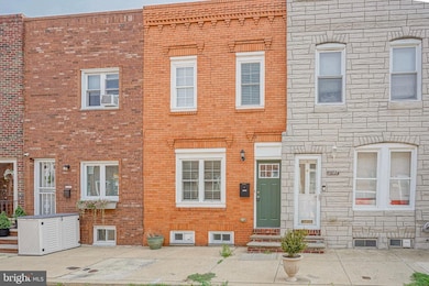 2545 S Warnock St, Philadelphia, PA 19148 - photo 2