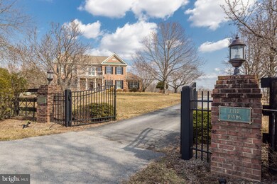 19330 Fairhaven Ct, Round Hill, VA 20141 - photo 2