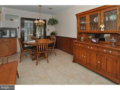 512 Clover Ln, Perkasie, PA 18944 - photo 6