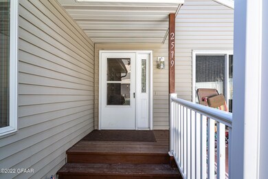 2579 11th Ave S, Grand Forks, ND 58201 - photo 4