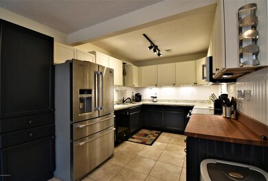 1411 Jersey St, Jacksonville, FL 32205 - photo 5