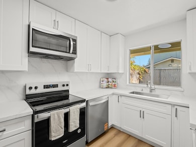 2012 N Laureen Ave, Fresno, CA 93703 - photo 7