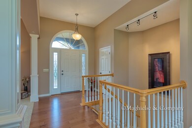 04 Foyer and Stairs