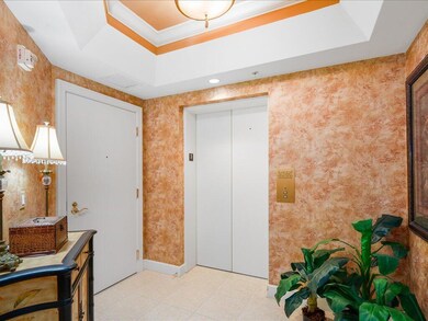01-1060 Borghese Ln 303 Naples FL-9