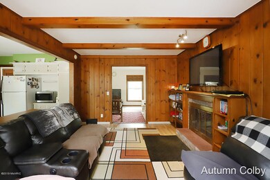 1437 Mayfield Ave NE, Grand Rapids, MI 49505 - photo 4