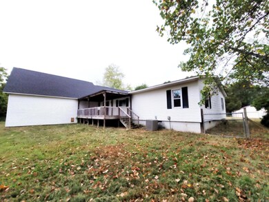 5816 Fairview Rd, Paragould, AR 72450 - photo 2