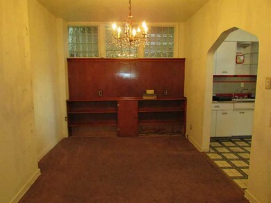 Dining Room. Dining room is open to the kitchen.