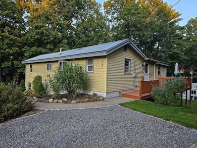 29 Maple Ave, Newton, NH 03858 - photo 4