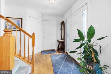 11610 Scarlet Leaf Cir, Germantown, MD 20876 - photo 4