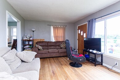 24890 Airline Rd-116