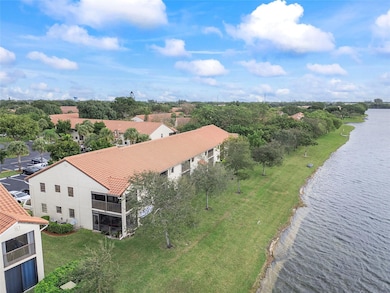 2112 Congressional Way unit 2112, Deerfield Beach, FL 33442 - photo 3