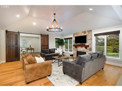 18035 Skyland Cir, Lake Oswego, OR 97034 - photo 6