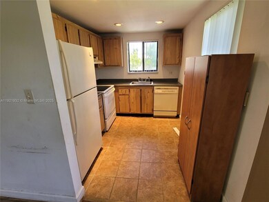 1245 S Flagler Ave unit 305, Pompano Beach, FL 33060 - photo 4