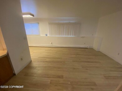 3806 Iowa Dr unit 2, Anchorage, AK 99517 - photo 4
