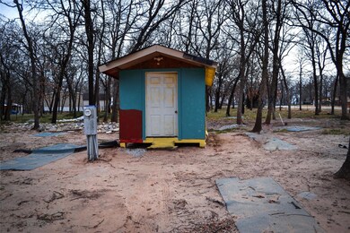 107 Arunda Ct, Weatherford, TX 76085 - photo 5