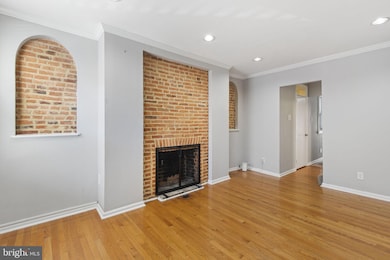 12 S Washington St, Baltimore, MD 21231 - photo 3