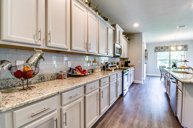 The%20Mila%20-%20Kitchen%203