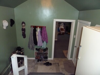 502 3rd St SE, Jamestown, ND 58401 - photo 5