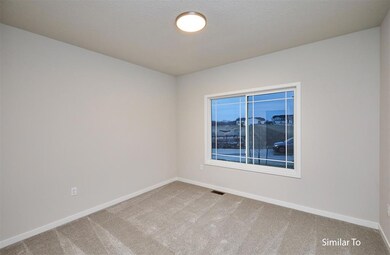 9466 Emilia Ln, West Des Moines, IA 50266 - photo 7