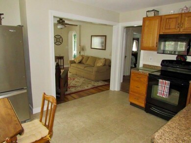 131 Grove St, Conway, NH 03860 - photo 6