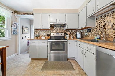 4 Kittery Dr, Nashua, NH 03062 - photo 3