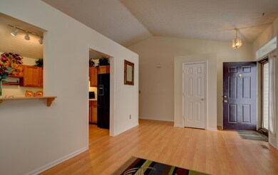 Living Room (2)