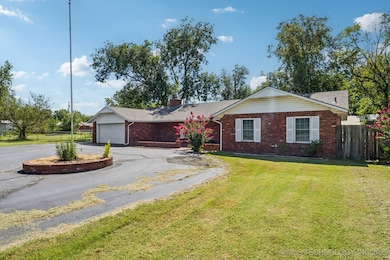 100 S 5th St, Morris, OK 74445 - photo 2