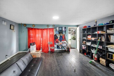 8772 S Kolmar Ave, Hometown, IL 60456 - photo 5