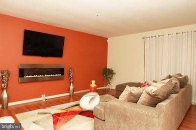 4916 Wealding Way, Oxon Hill, MD 20745 - photo 5