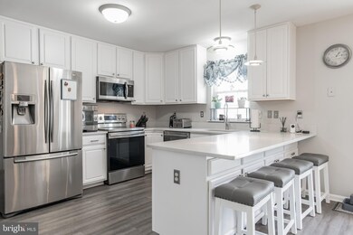 8021 Niagara Ct, Owings, MD 20736 - photo 3