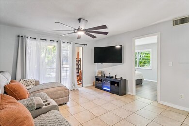 Plaza Gardens unit 102, Sarasota, FL 34239 - photo 6