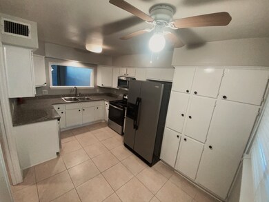 2210 Dorrington St unit 104, Houston, TX 77030 - photo 7