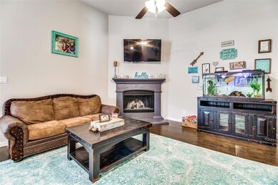 1010 Montrose Ave, Gainesville, TX 76240 - photo 3