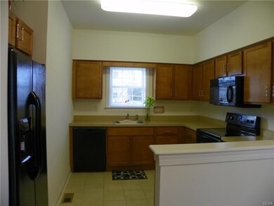 1814 Merlot Dr unit A, Easton, PA 18045 - photo 4