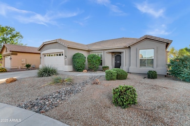 3640 E Torrey Pines Ln-2