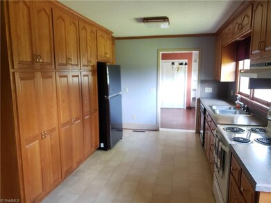 1775 Burney Rd, Asheboro, NC 27205 - photo 6