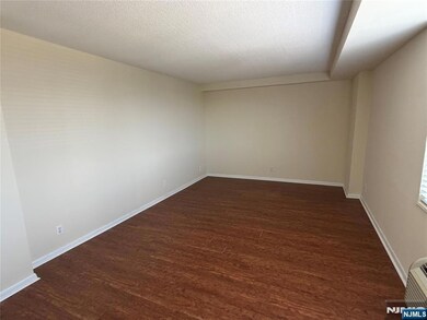 Hampshire House unit 7F, Fort Lee, NJ 07024 - photo 6